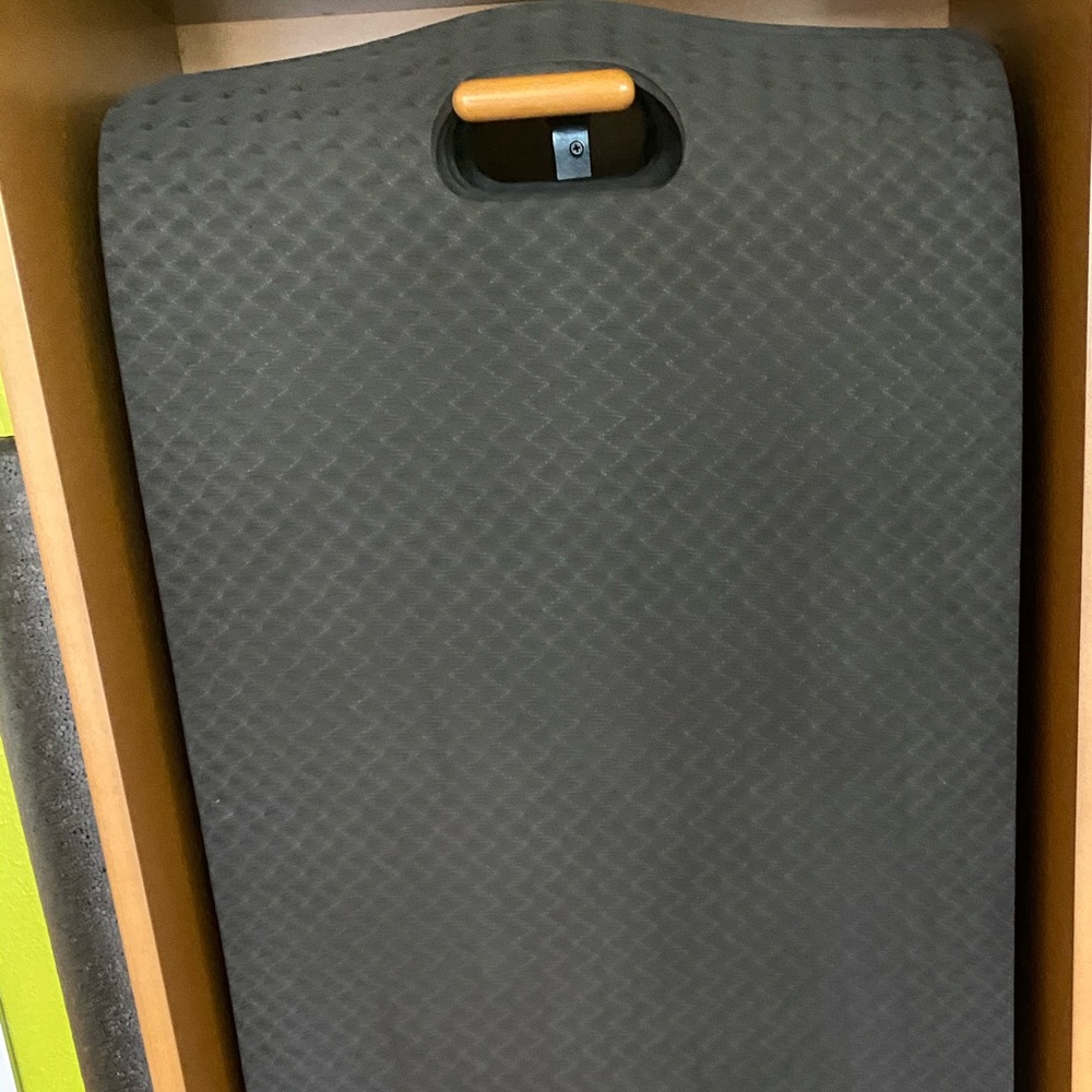 Yoga Mats, yoga blocks and straps